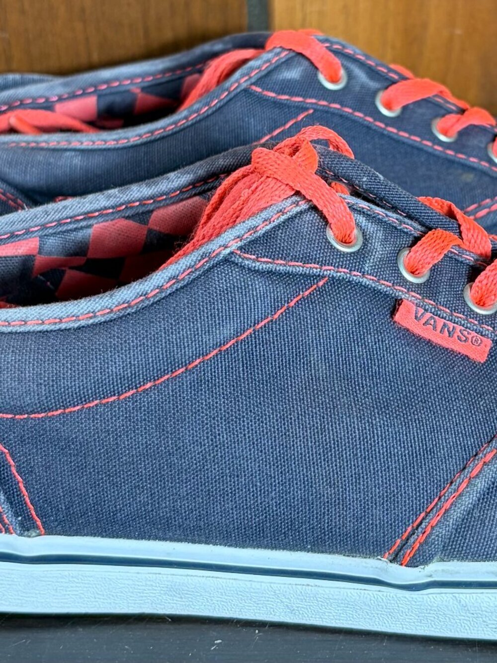 Vans Atwood Navy w/ Pink (Coral) Laces and Stitching Womens Sneakers Sz 8.5